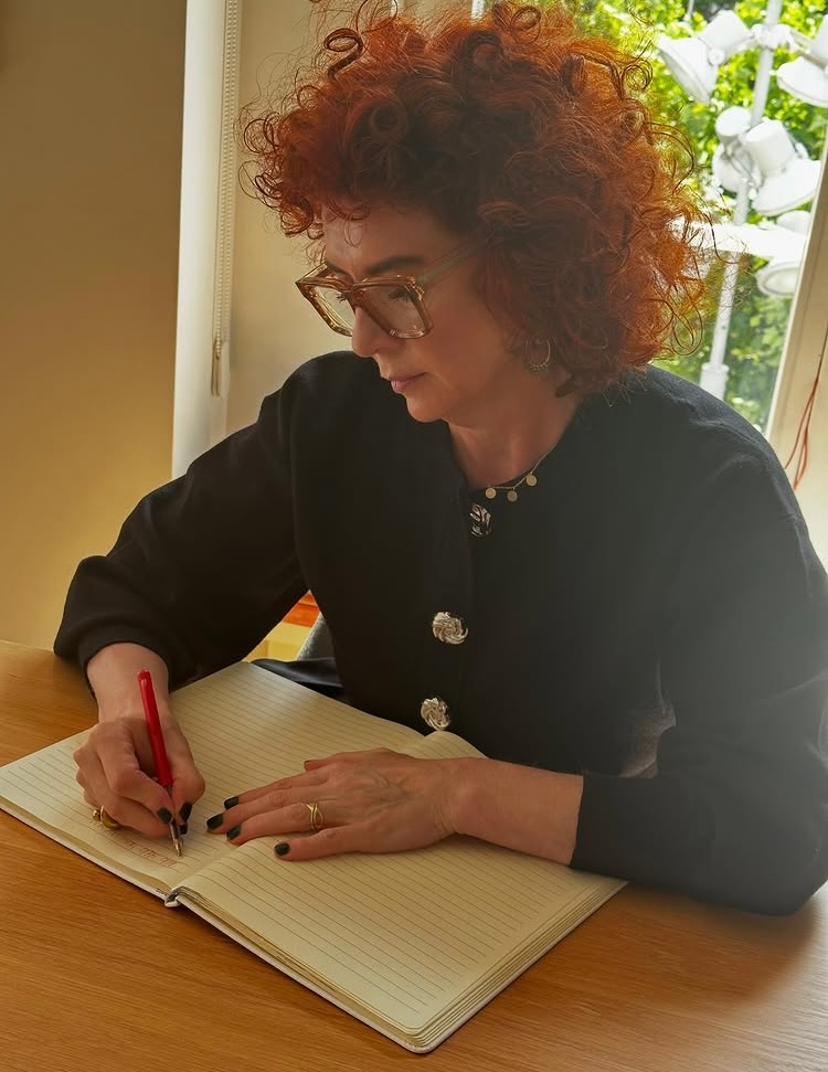 Home 2 Nicolle Klinkenberg nicscoaching 1.jpg